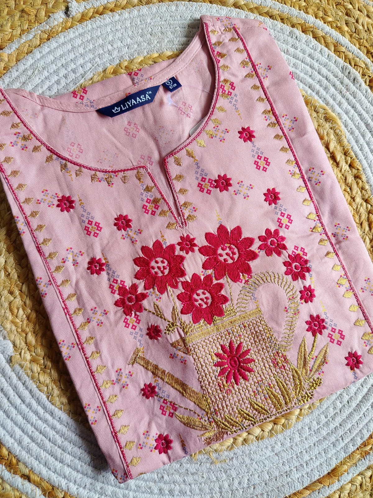 Liyasaa Rayon Yoke Embroidery Kurti With Side Pocket