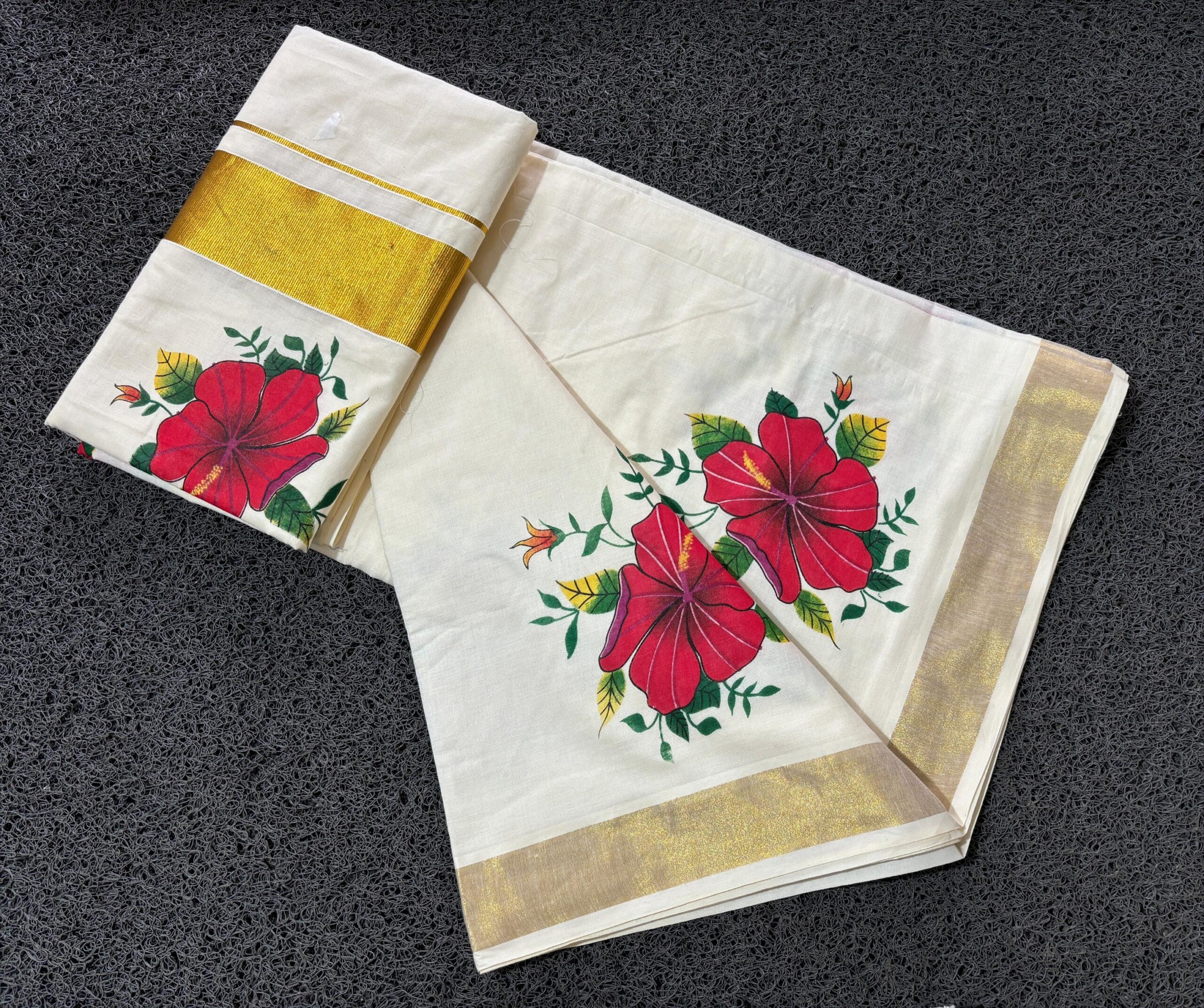 7006-Chembartthi saree with Golden Zari - Image 6
