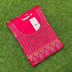 Avaasa Rayon Yoke Embroidery Kurti With Side Pocket