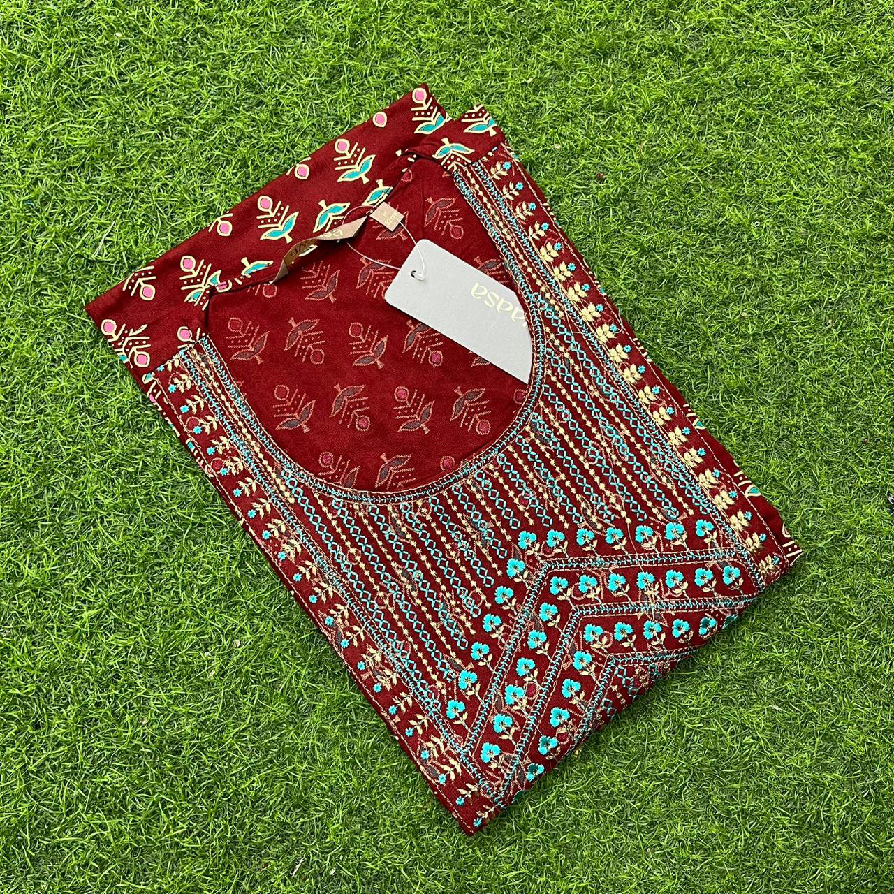 Avaasa Rayon Yoke Embroidery Kurti With Side Pocket