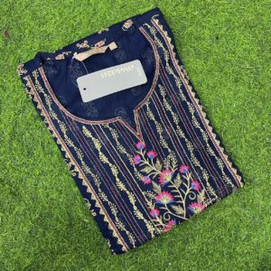Avaasa Rayon Yoke Embroidery Kurti With Side Pocket