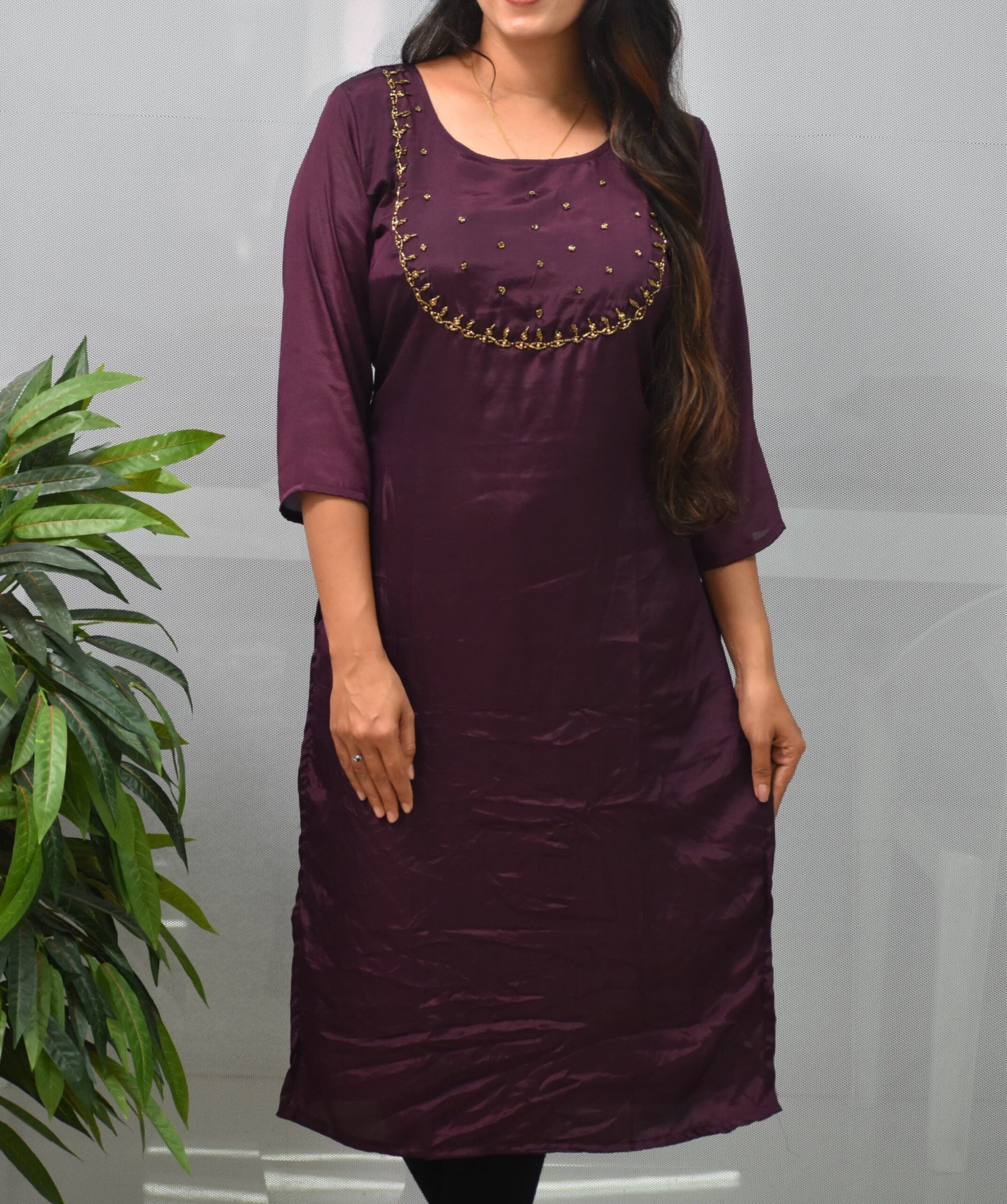 Space silk| Round -Neck Side Open Ari work Kurti